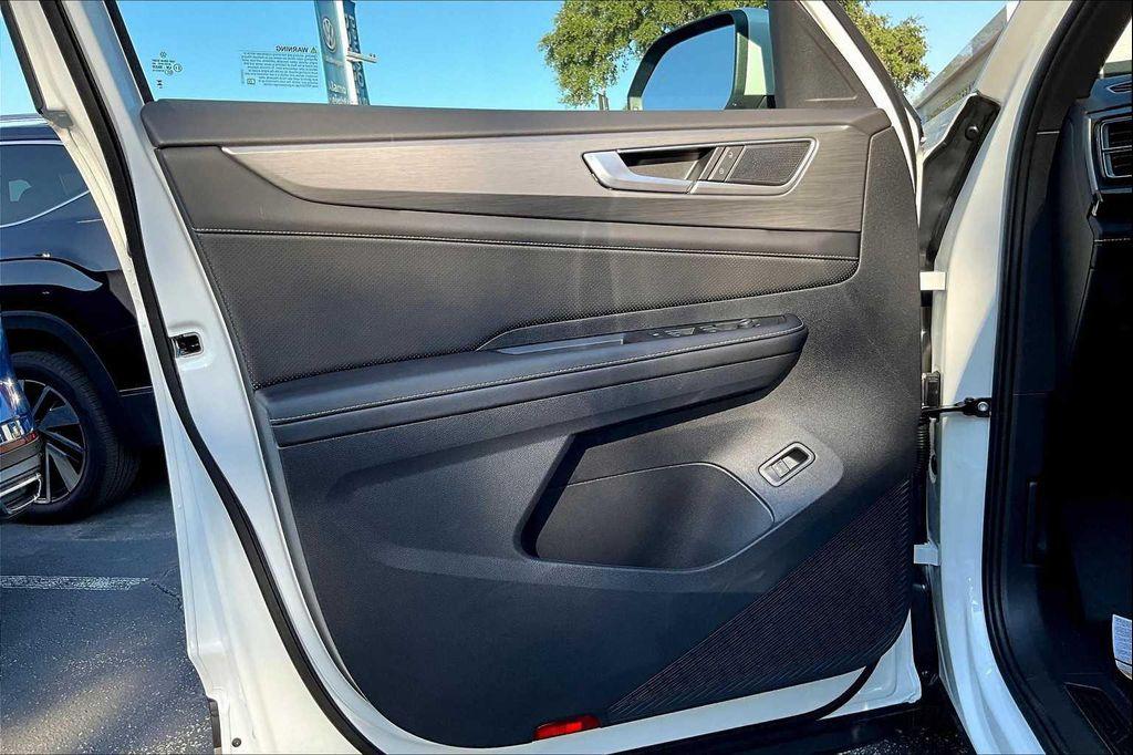 new 2026 Volkswagen Atlas Cross Sport car, priced at $45,405