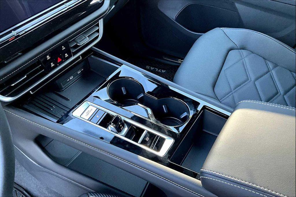 new 2026 Volkswagen Atlas Cross Sport car, priced at $45,405