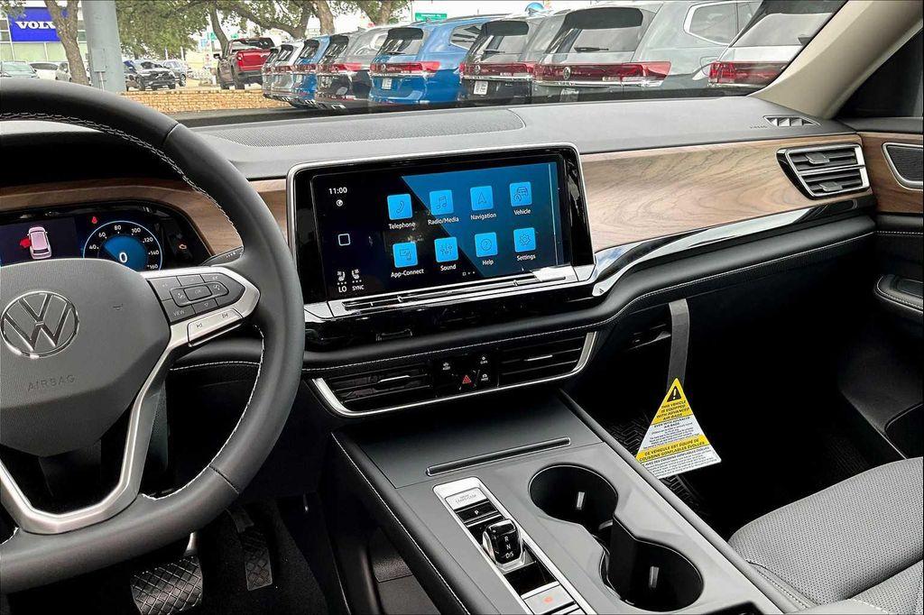 new 2026 Volkswagen Atlas car, priced at $40,491