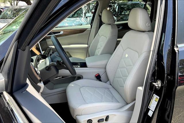 new 2025 Volkswagen Atlas car, priced at $39,429