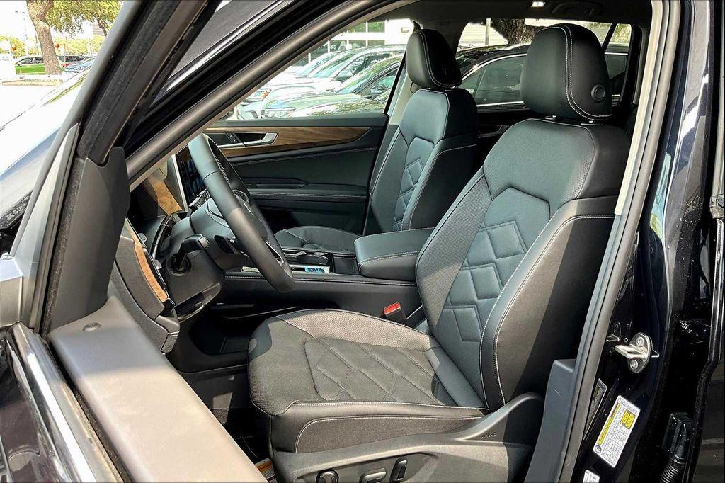 new 2026 Volkswagen Atlas car, priced at $47,131