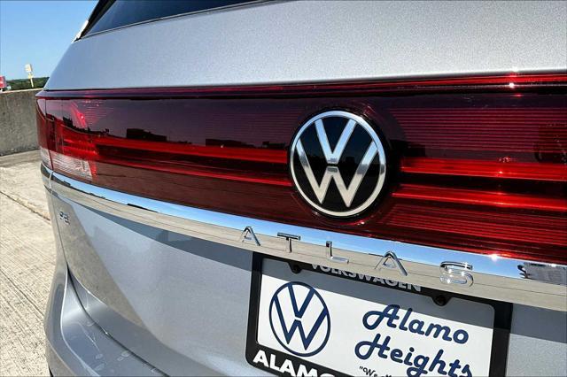new 2025 Volkswagen Atlas car, priced at $44,397