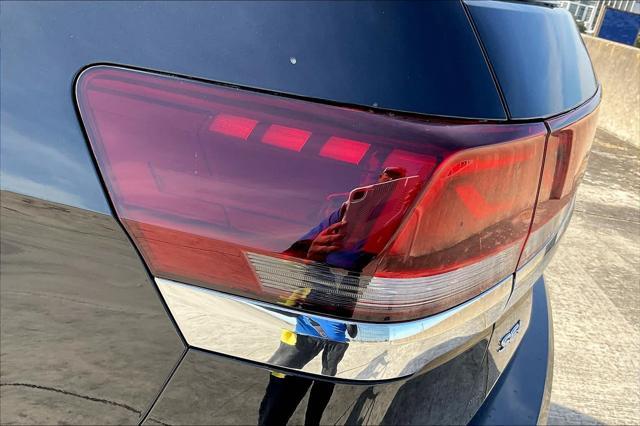 new 2025 Volkswagen Atlas car, priced at $54,664