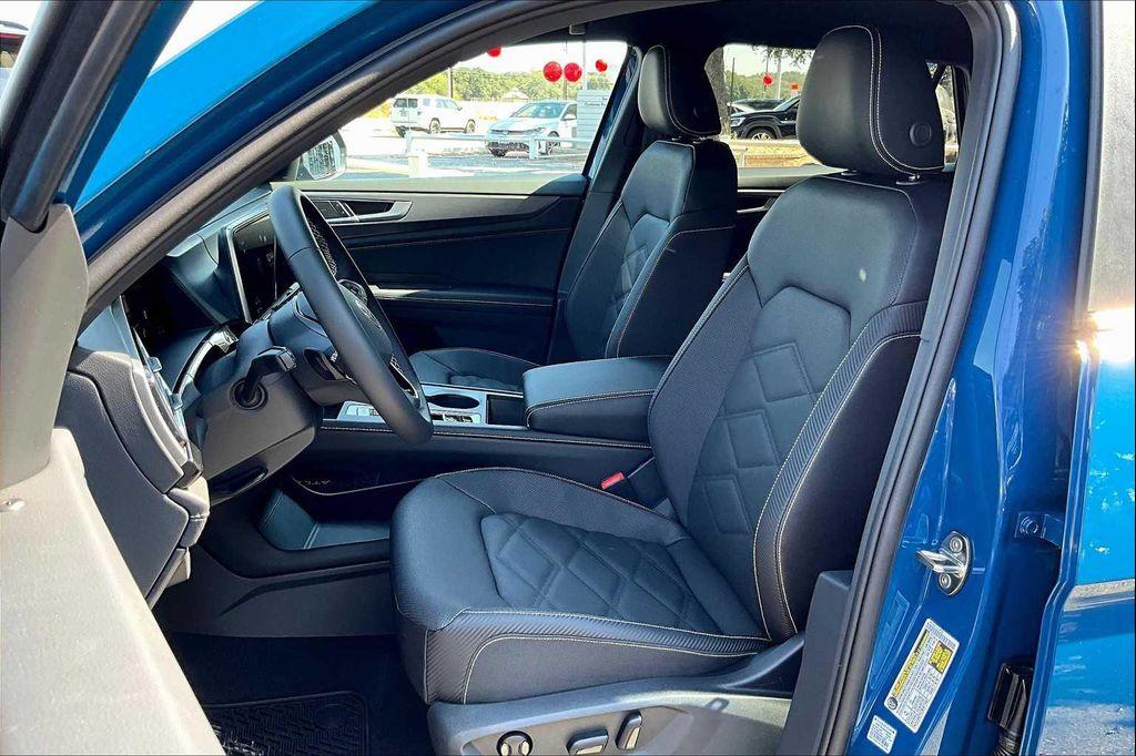 new 2026 Volkswagen Atlas Cross Sport car, priced at $39,430