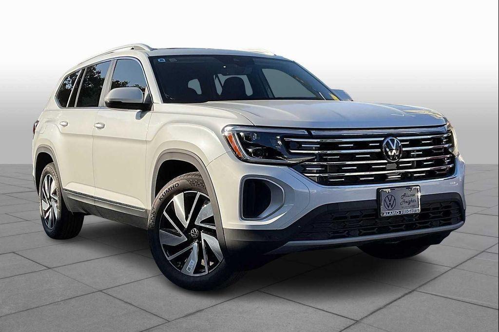 new 2025 Volkswagen Atlas car, priced at $50,222