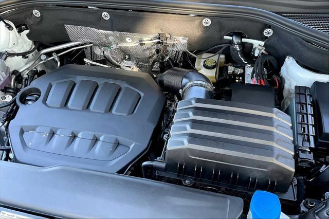 new 2025 Volkswagen Atlas car, priced at $50,222