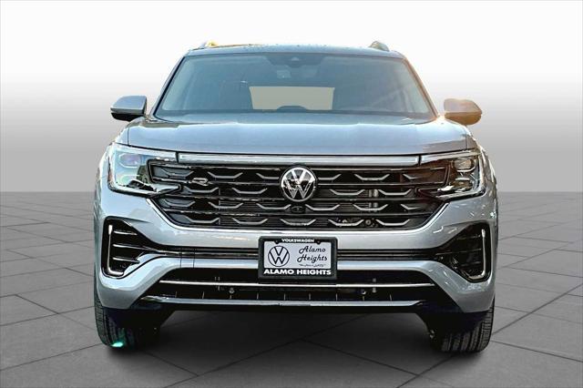 new 2025 Volkswagen Atlas car, priced at $54,663