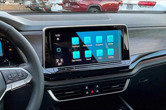 new 2025 Volkswagen Atlas car, priced at $54,663