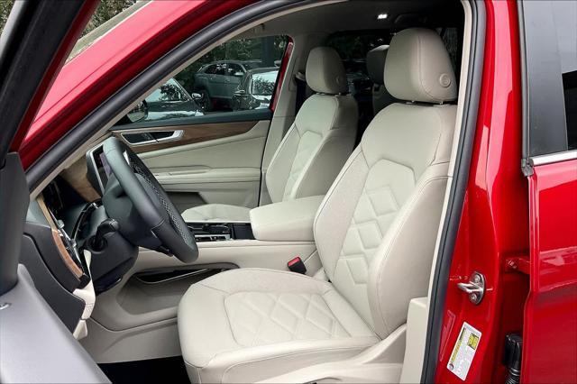 new 2024 Volkswagen Atlas car, priced at $40,877