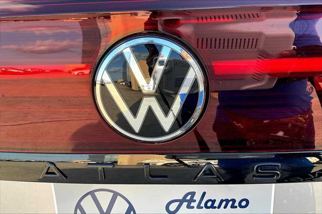new 2025 Volkswagen Atlas Cross Sport car, priced at $49,808