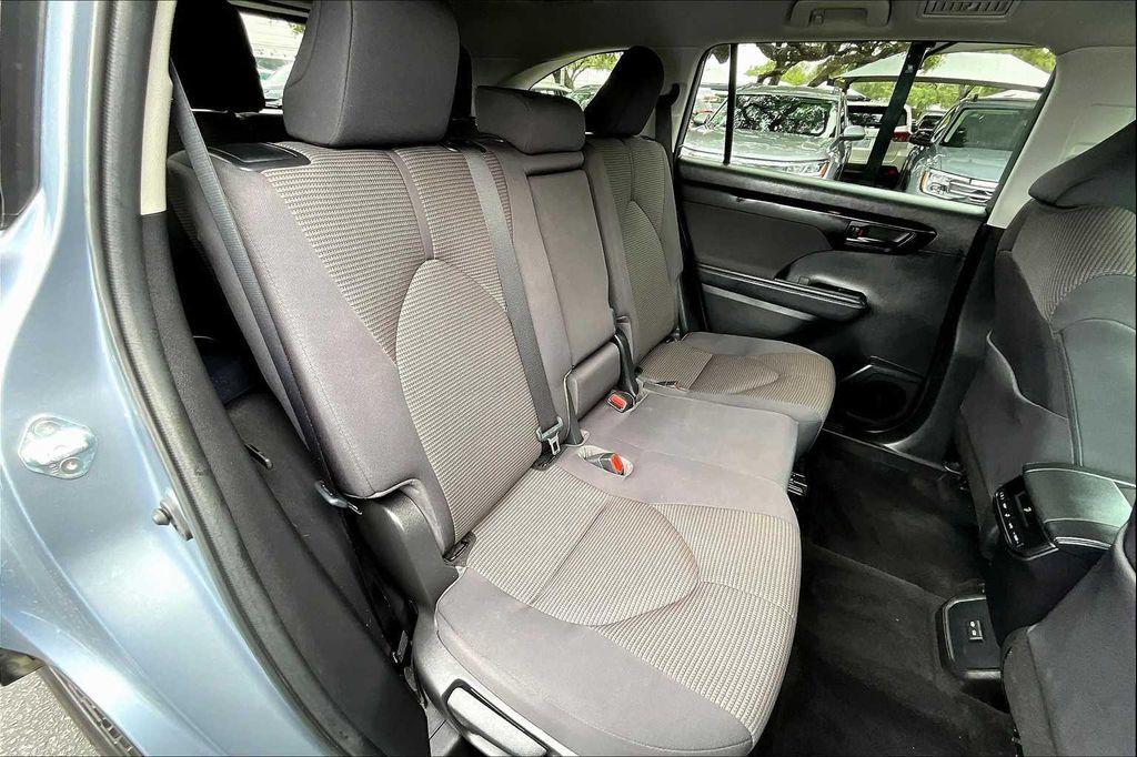 used 2022 Toyota Highlander car, priced at $29,989