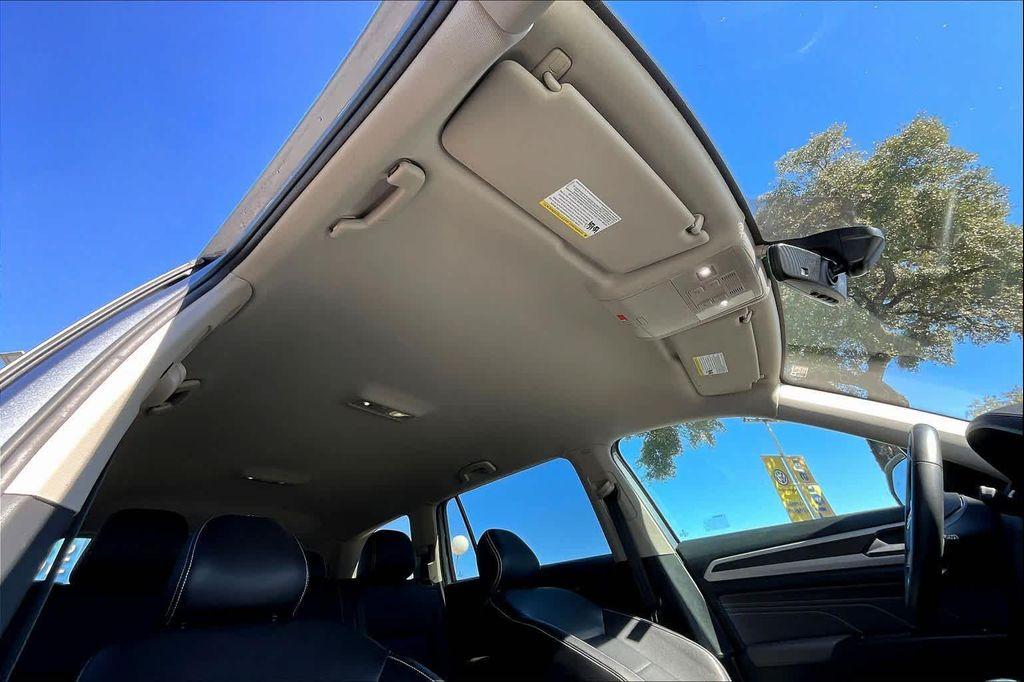 used 2022 Volkswagen Atlas car, priced at $24,991