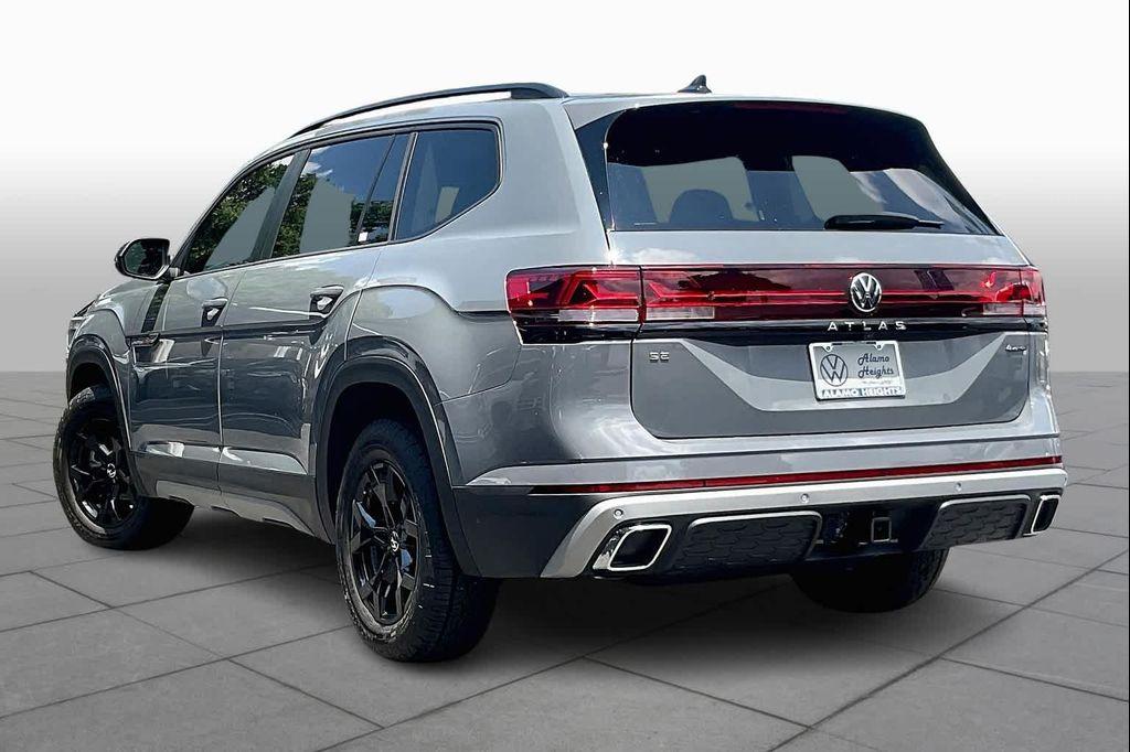 new 2024 Volkswagen Atlas car, priced at $49,853