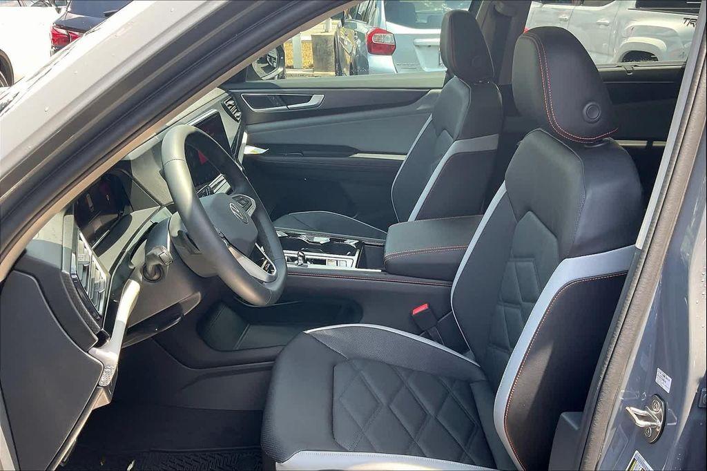 new 2024 Volkswagen Atlas car, priced at $49,853