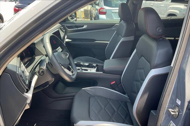 new 2024 Volkswagen Atlas car, priced at $44,853