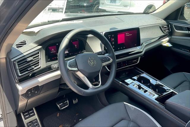 new 2024 Volkswagen Atlas car, priced at $44,853