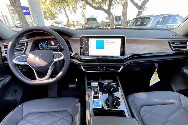 new 2025 Volkswagen Atlas car, priced at $45,586