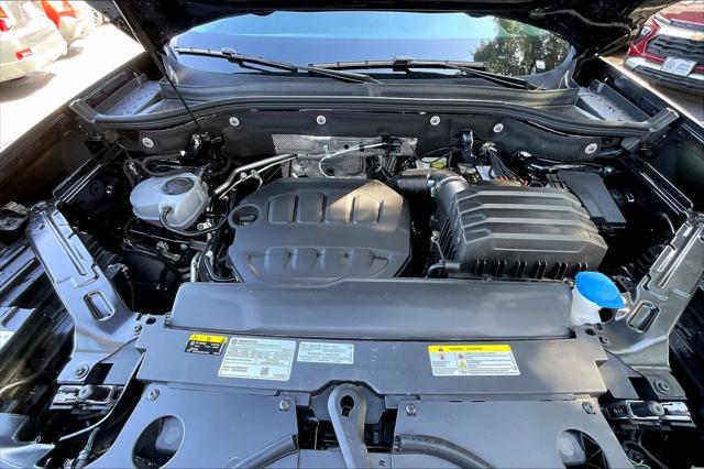 new 2025 Volkswagen Atlas car, priced at $45,586