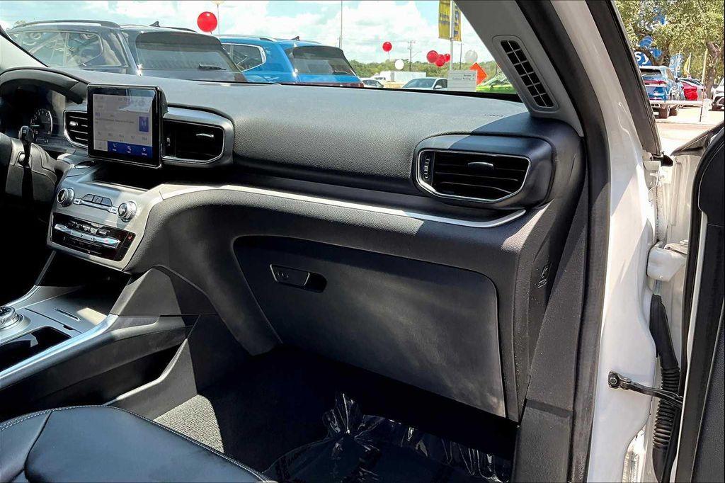 used 2022 Ford Explorer car, priced at $29,995