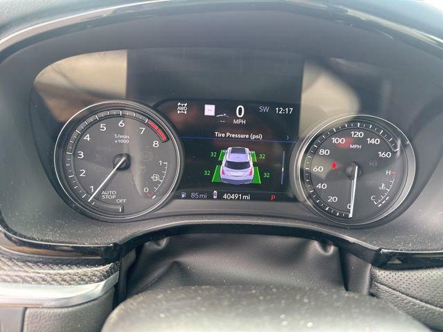 used 2023 Cadillac XT5 car, priced at $35,903
