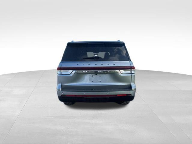 used 2022 Lincoln Navigator car, priced at $55,962