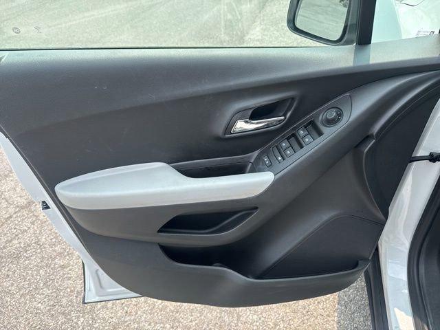 used 2022 Chevrolet Trax car, priced at $21,755