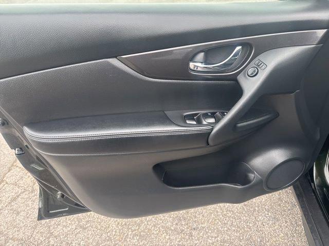used 2020 Nissan Rogue car, priced at $19,773