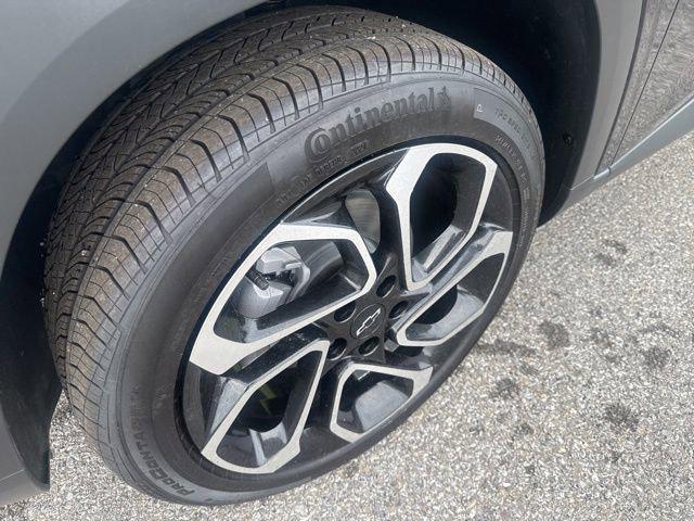 used 2025 Chevrolet Trax car, priced at $25,933