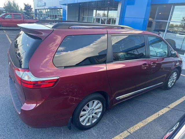 used 2017 Toyota Sienna car, priced at $21,936