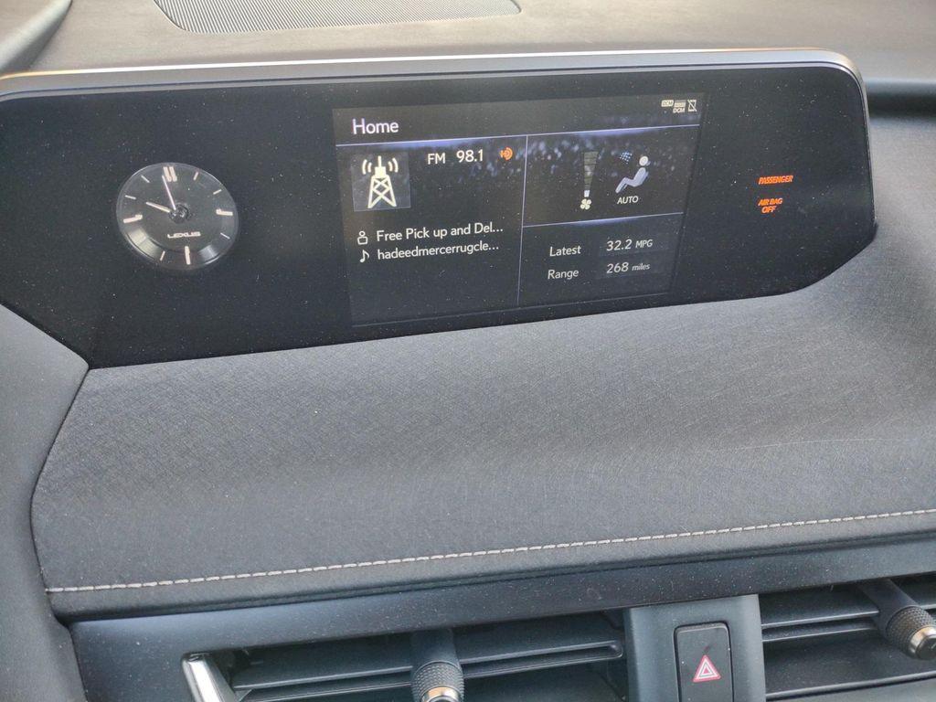 used 2019 Lexus UX 200 car