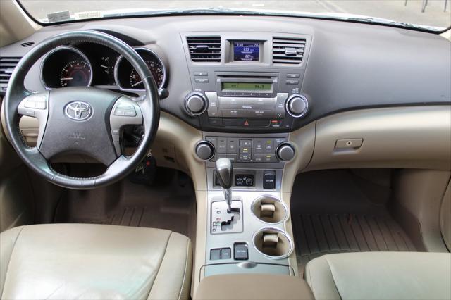 used 2010 Toyota Highlander car, priced at $8,855