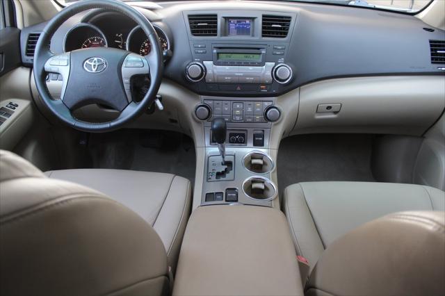 used 2010 Toyota Highlander car, priced at $8,795