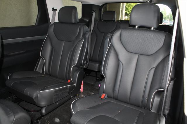 used 2024 Hyundai Palisade car, priced at $37,995