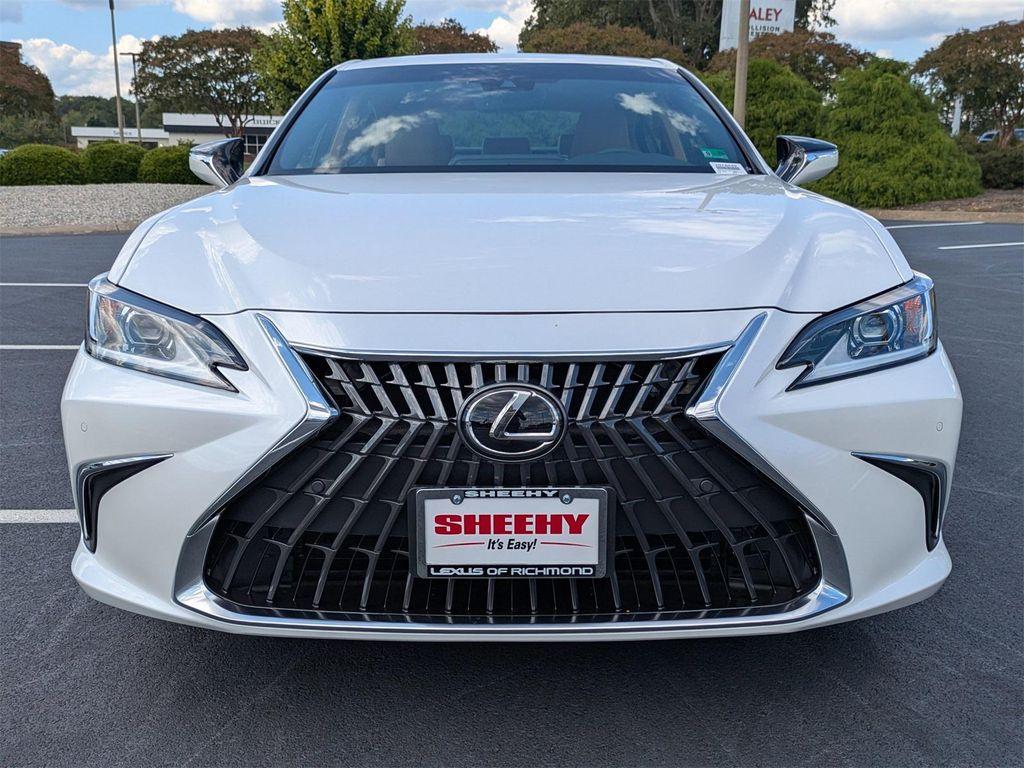 new 2025 Lexus ES 300h car, priced at $50,829