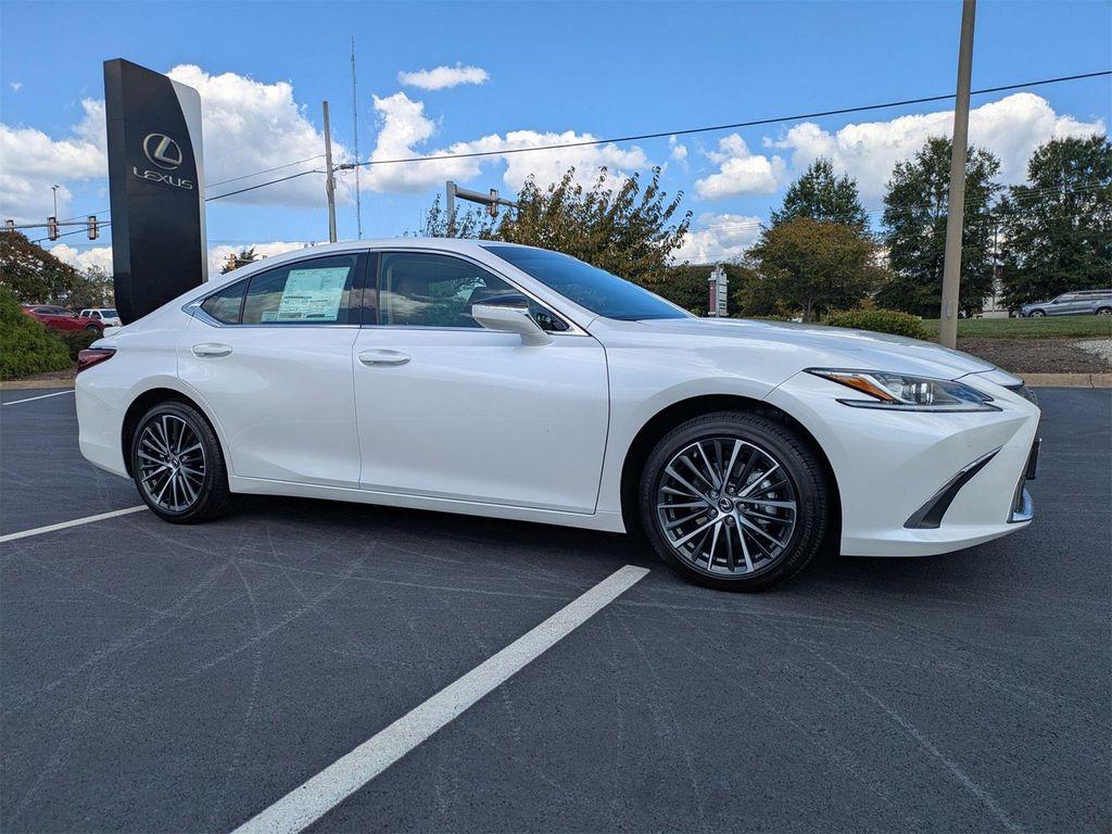 new 2025 Lexus ES 300h car, priced at $50,829