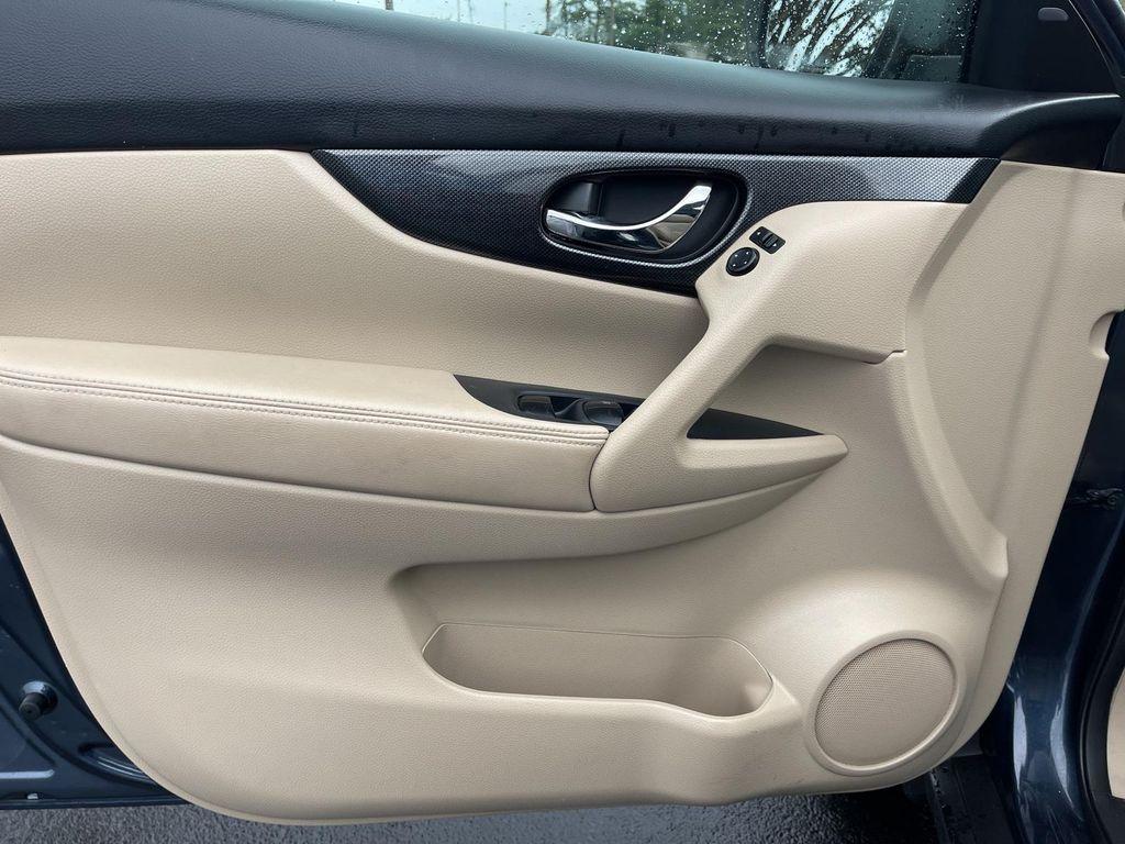 used 2016 Nissan Rogue car, priced at $15,995