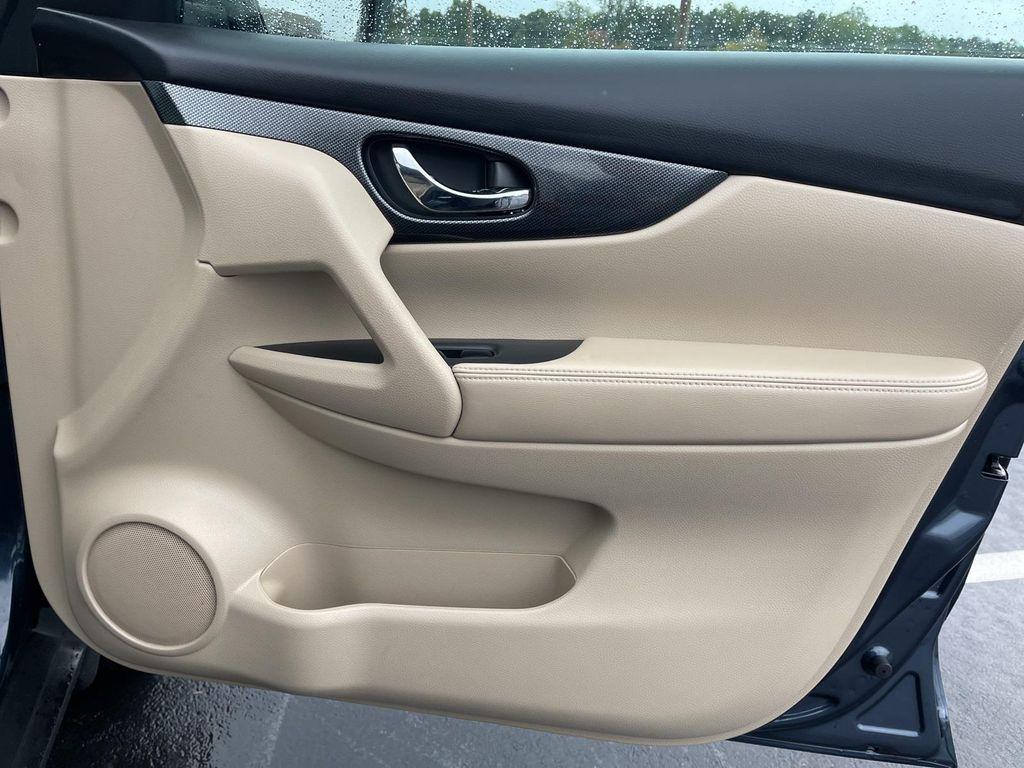 used 2016 Nissan Rogue car, priced at $15,995