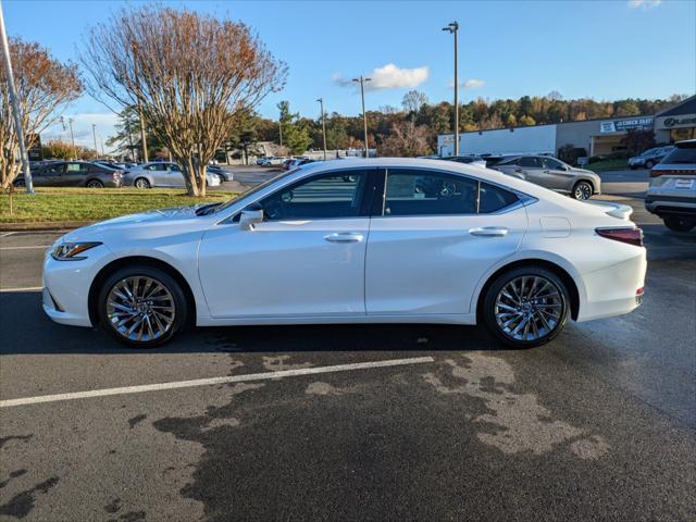 new 2025 Lexus ES 300h car, priced at $54,459