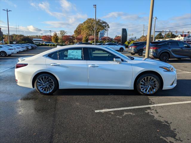 new 2025 Lexus ES 300h car, priced at $54,459