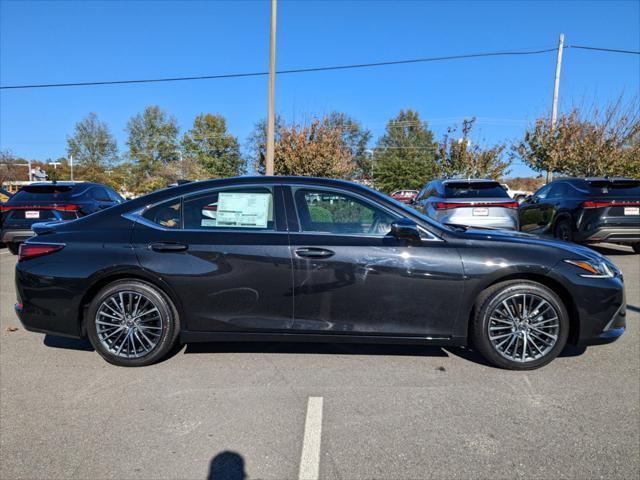 new 2025 Lexus ES 350 car, priced at $49,924