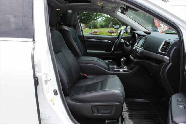 used 2017 Toyota Highlander car, priced at $27,355