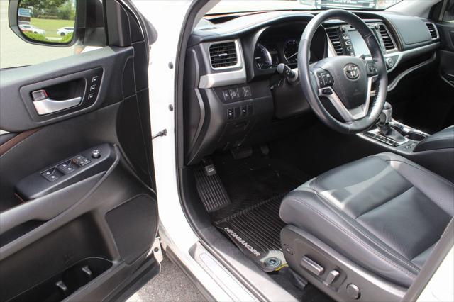 used 2017 Toyota Highlander car, priced at $27,355