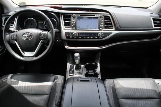 used 2017 Toyota Highlander car, priced at $27,355