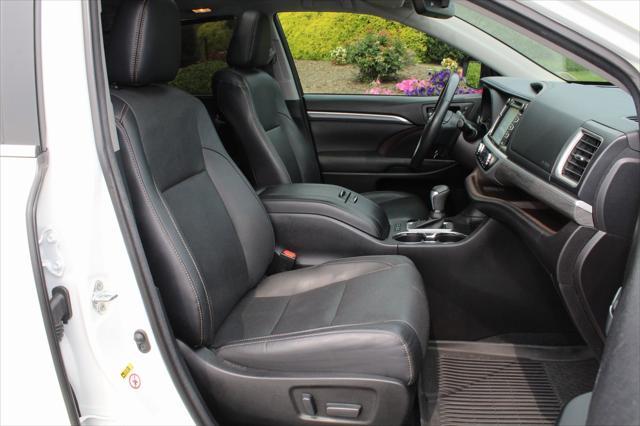 used 2017 Toyota Highlander car, priced at $28,555