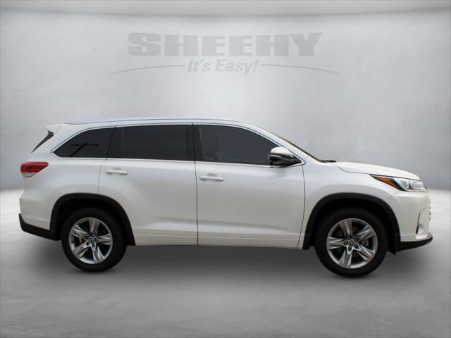 used 2017 Toyota Highlander car, priced at $28,555