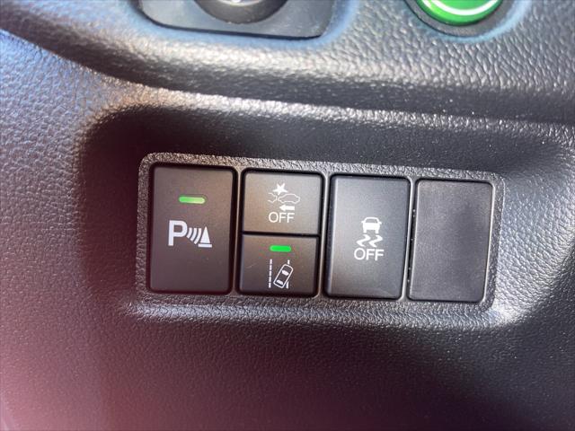 used 2022 Honda Pilot car, priced at $37,495