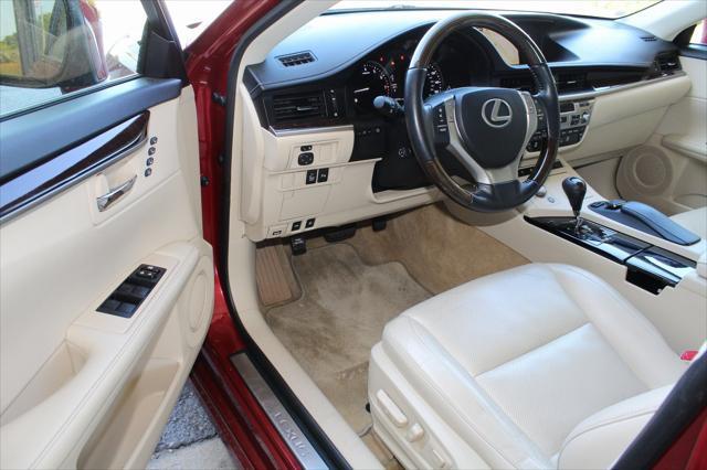 used 2015 Lexus ES 350 car, priced at $17,495