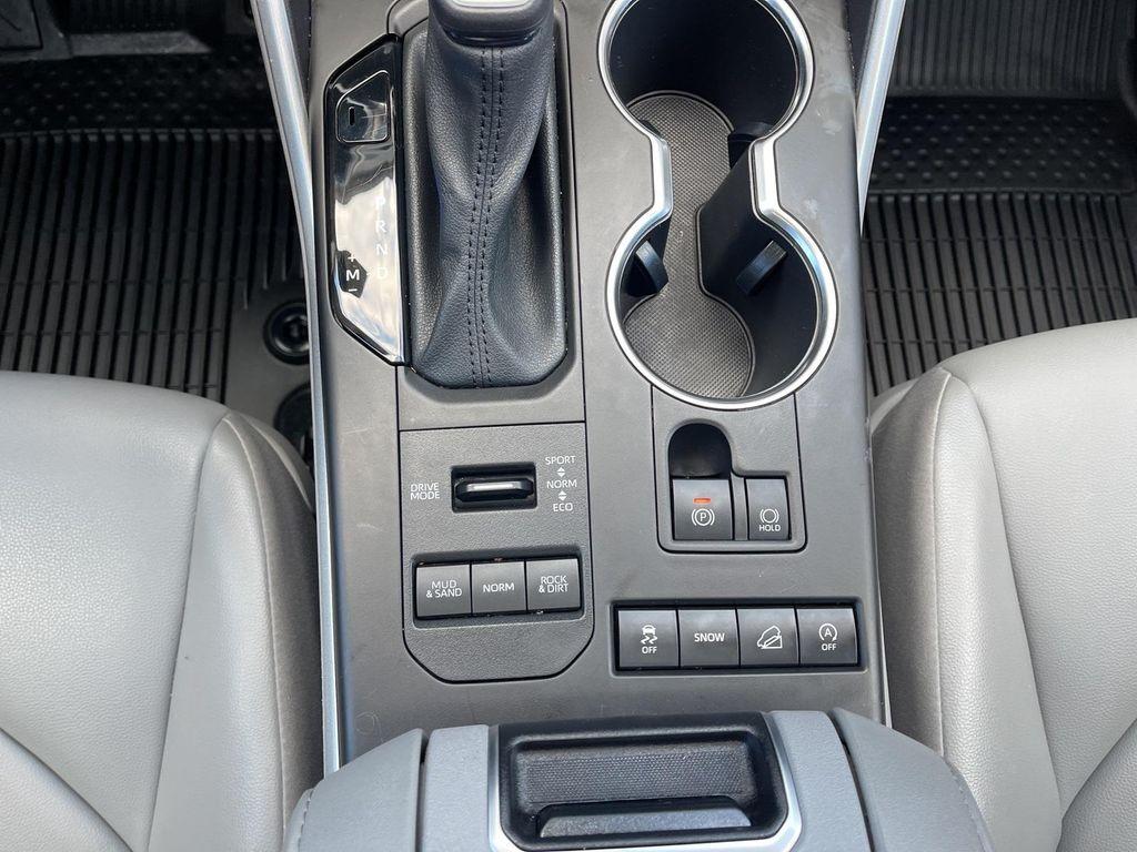 used 2022 Toyota Highlander car, priced at $36,355