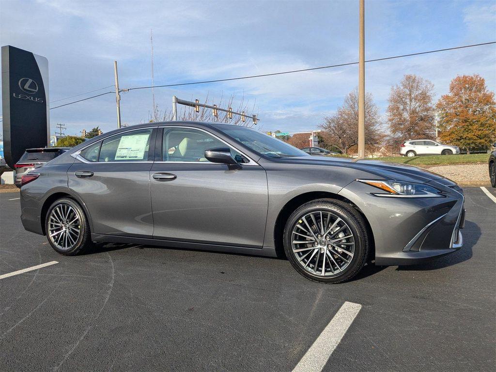 new 2025 Lexus ES 350 car, priced at $48,679