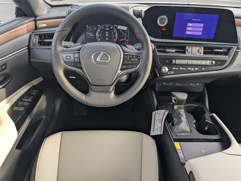 new 2025 Lexus ES 350 car, priced at $48,679